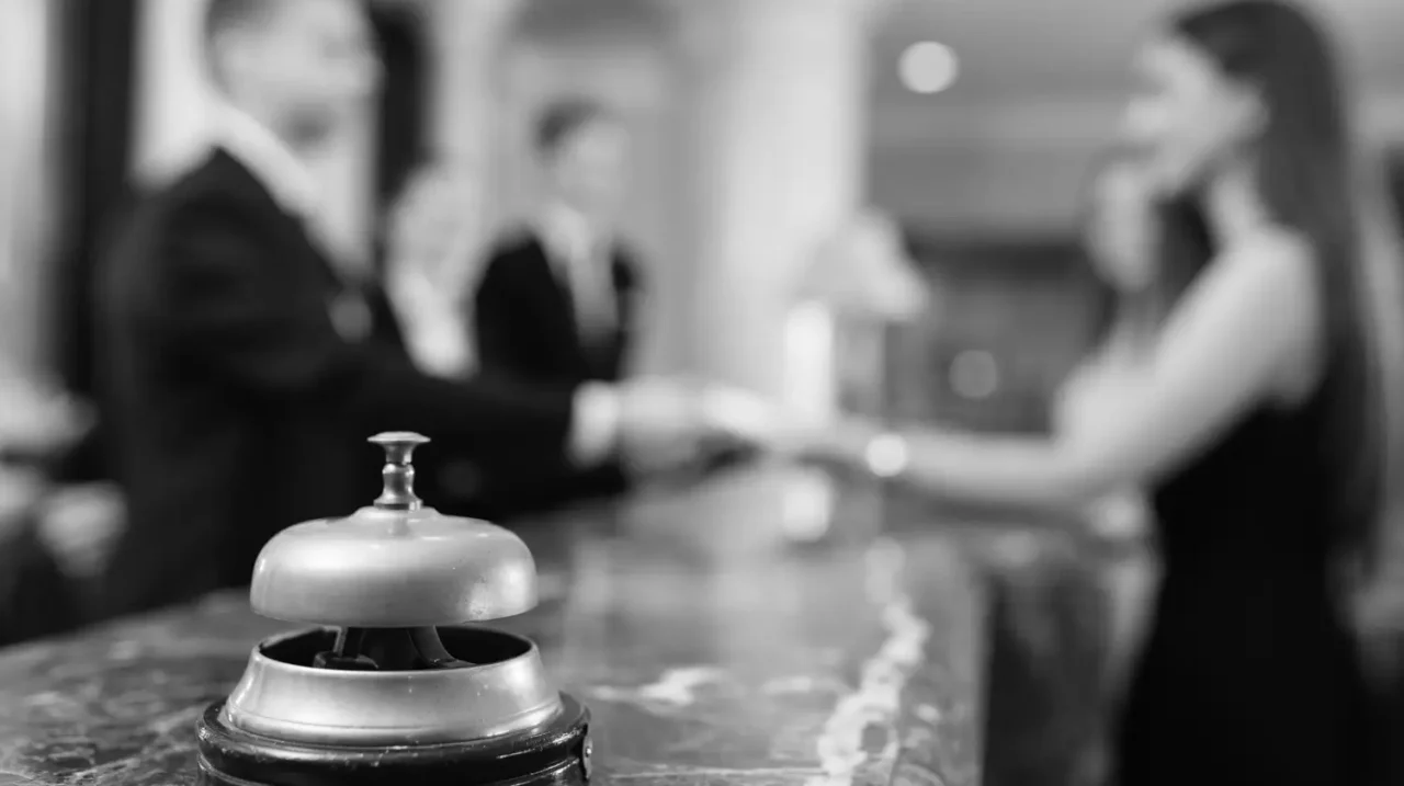 Ψηφιακός Οδηγός Διαμονής για Ξενοδοχεία: Πώς αυξάνει έσοδα και αναβαθμίζει τη λειτουργία