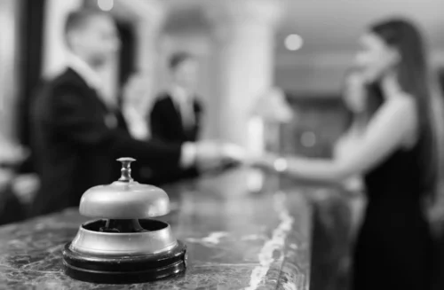 Ψηφιακός Οδηγός Διαμονής για Ξενοδοχεία: Πώς αυξάνει έσοδα και αναβαθμίζει τη λειτουργία