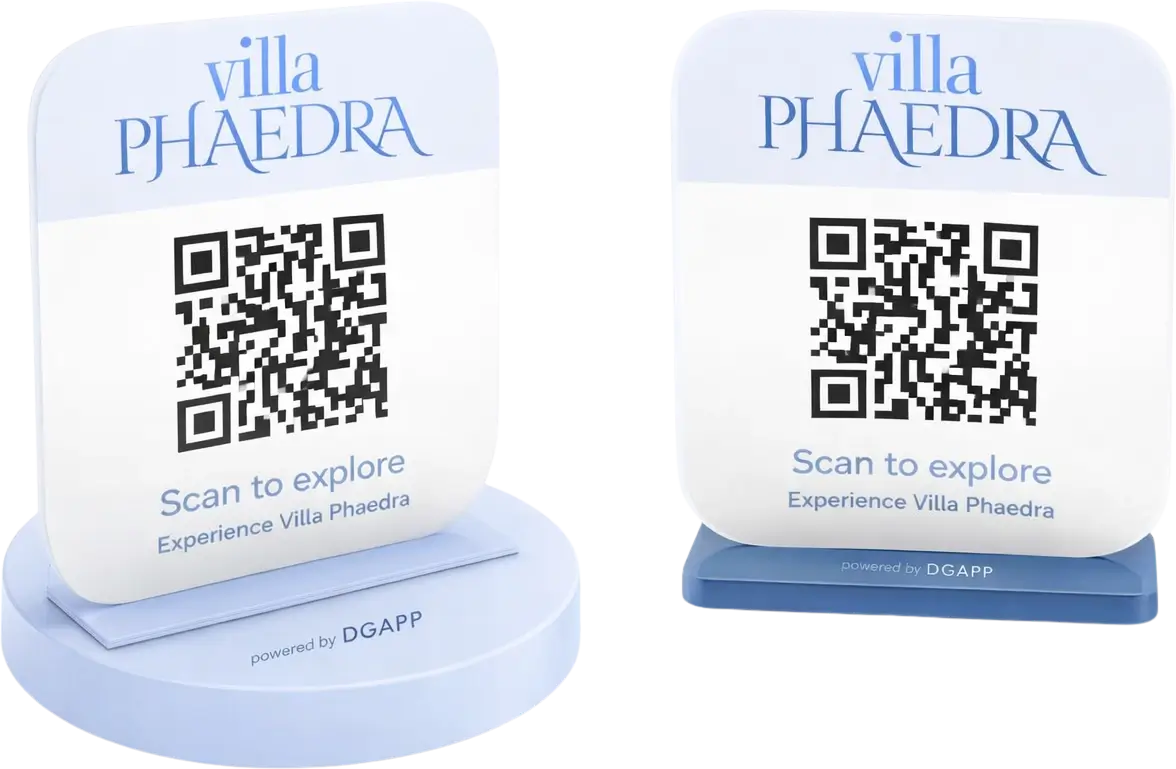 Σταντ με QR codes για πρόσβαση στην εφαρμογή με τις πληροφορίες του καταλύματος